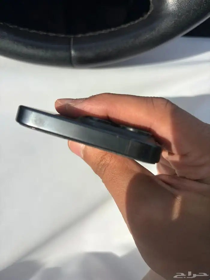 ايفون 15 برو للبيع 256 1