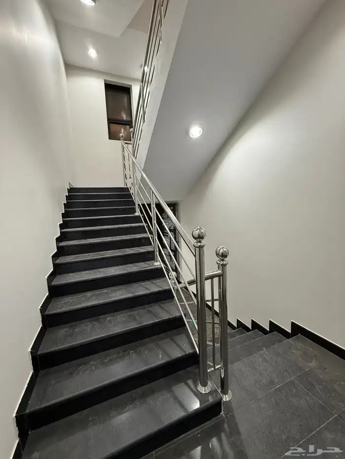 روف علوي مع ملحق 9 غرف مع مشب نار قرب حي الراقي -700الف 2