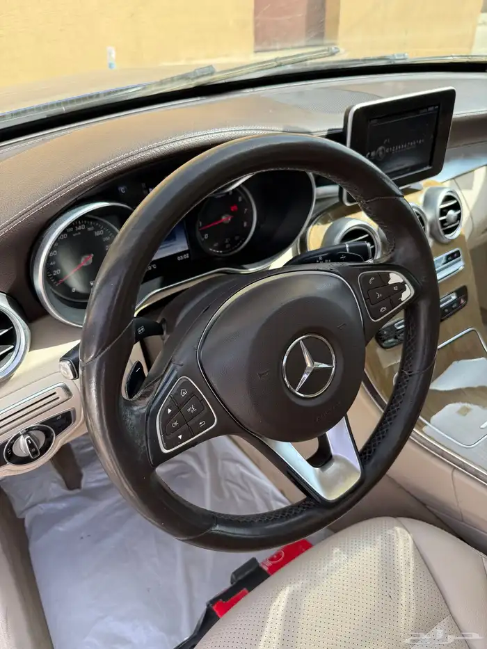 مرسيدس C180 موديل 2017 ممشى قليل نظيف 2