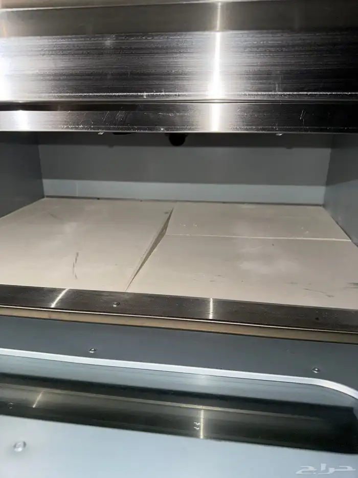 للبيع معدات مطعم نظيفة جدا 8