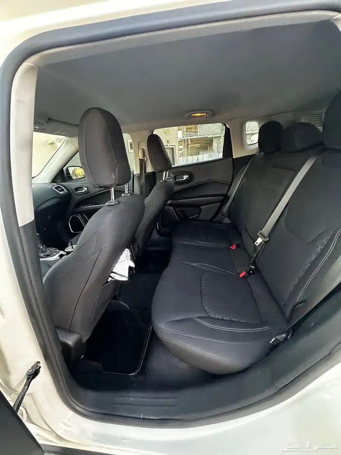 جيب كومباس 9