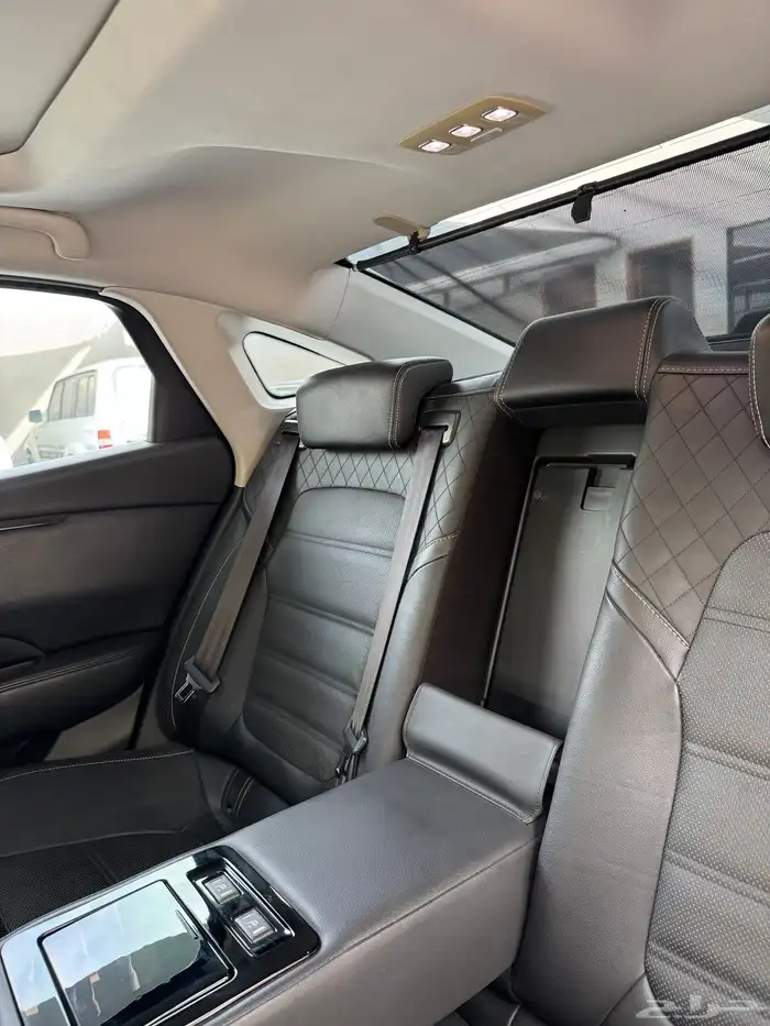 رينو تاليسمان 2018 11