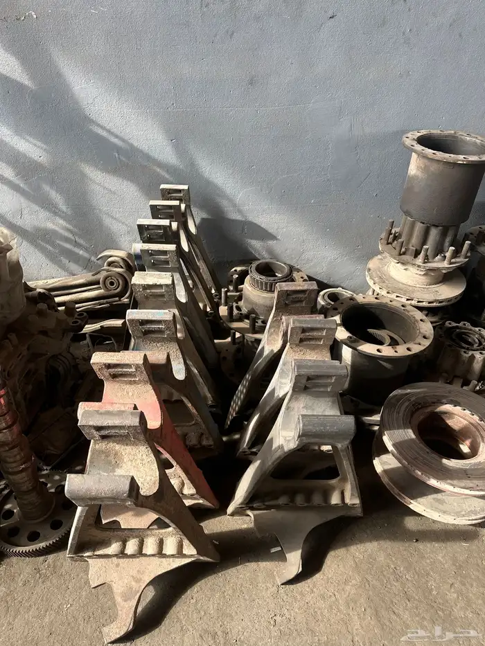 تشليح قطع غيار شاحنات مرسيدس اكتروس 3