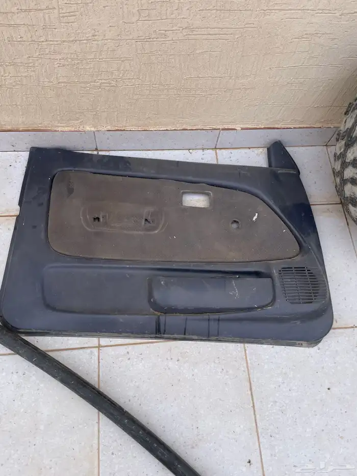 اغراض هايلكس 2005 غمارة 7