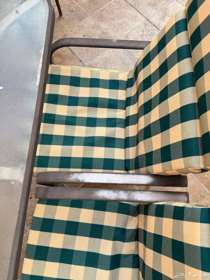 طاولة خارجية 8 كراسي 2