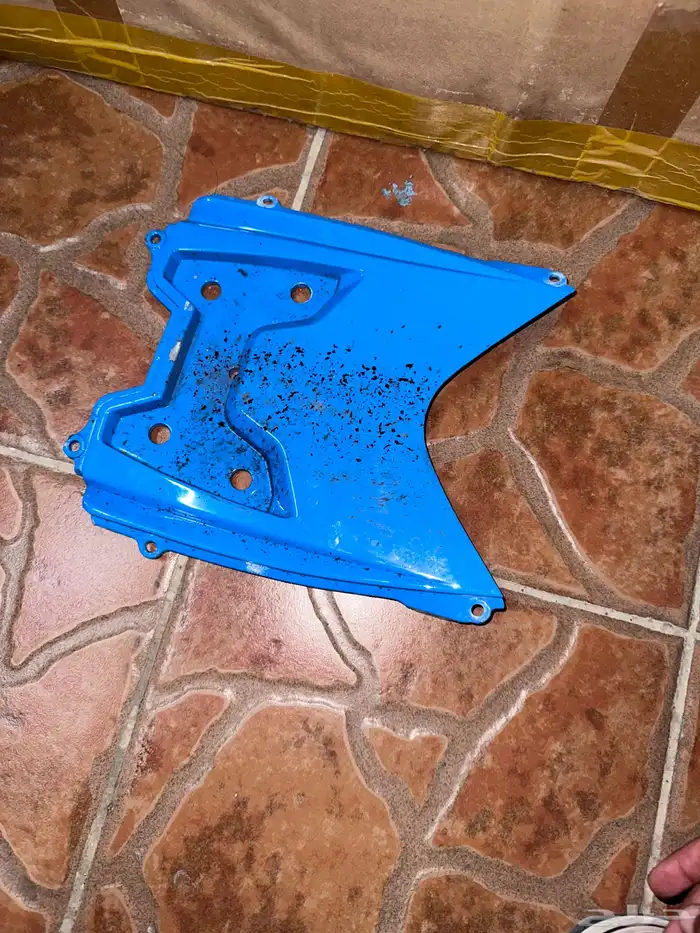 قطع فيابر دباب سوزوكي 750cc مديل 2009 6