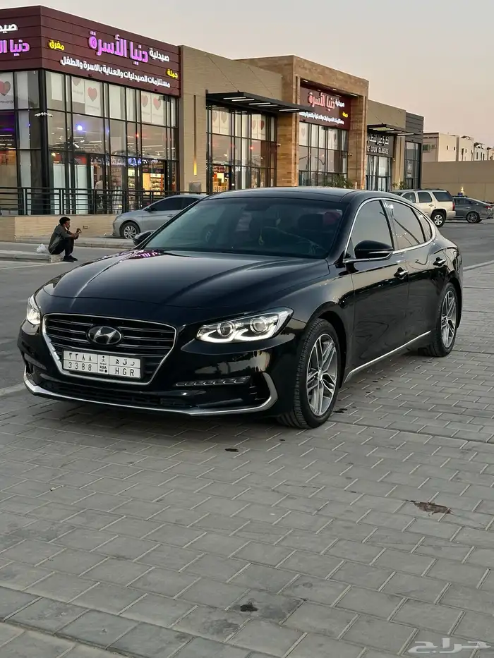 ازيرا 2019 للبيع بالحاله الراهنه 50