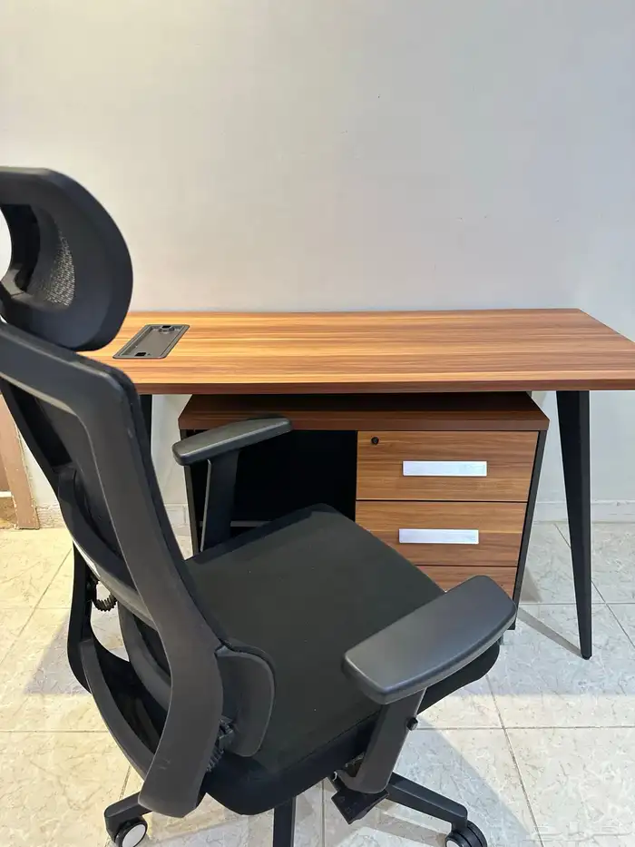 مكتب للبيع 3