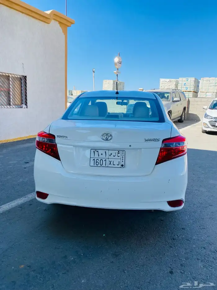 تويوتا ياريس 2017 3