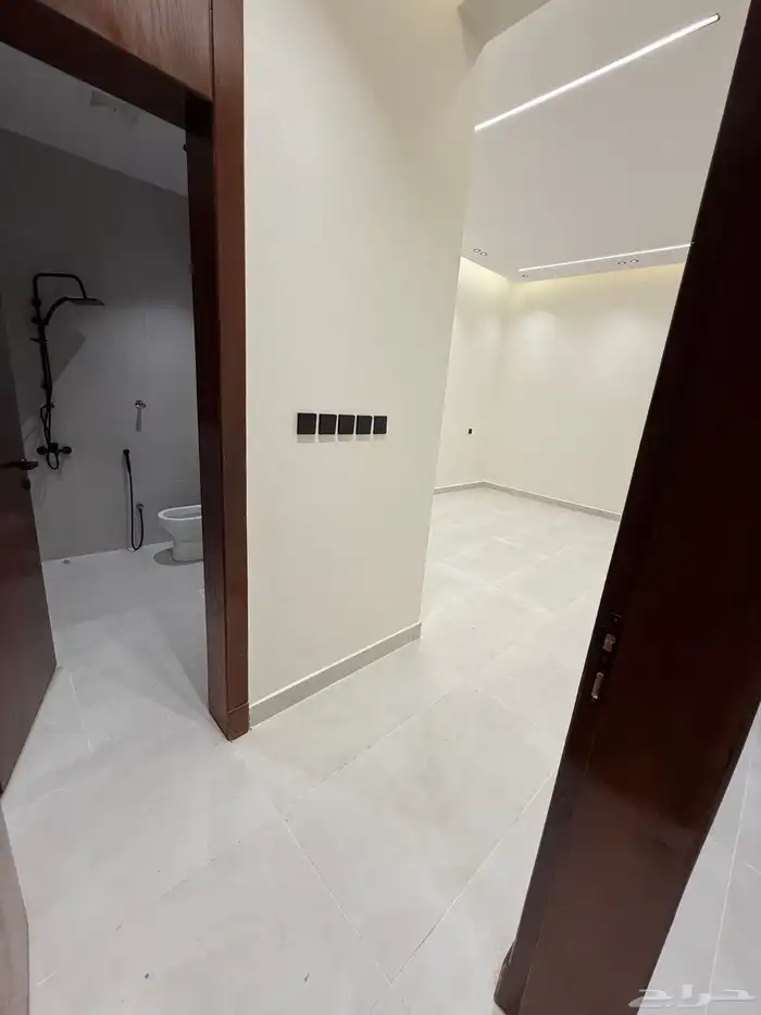 فرصه للبيع فيلا روف ب 685 الف عليها تامين وحي مكتمل الخدمات 78