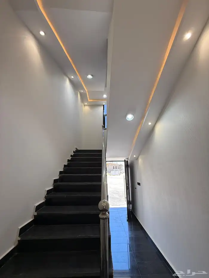 للبيع شقق علويه بمصعد جاهز وسطح خاص ابها قرطبه ب 500الف 3