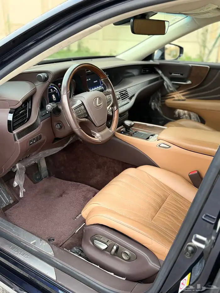 للبيع لكزس LS500h هايبرد ( مخزن ) سعودي اعلى افئه 15