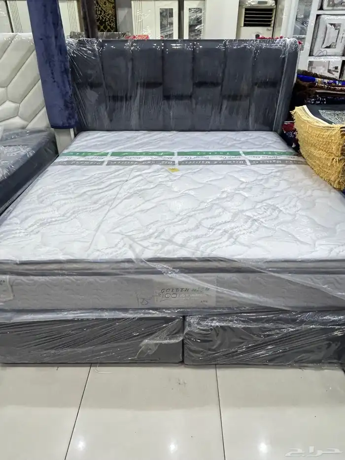 سرير بوكس خشب قماش و جلد حسب الطلب 0