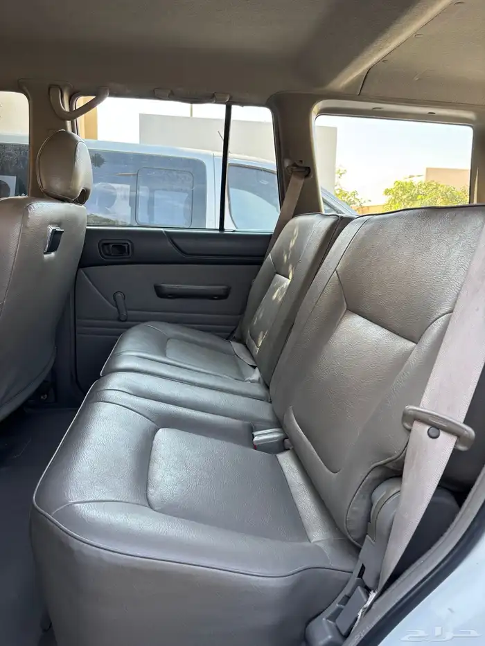 باترول نيسان حكومي 2001 ممشى قليل 7