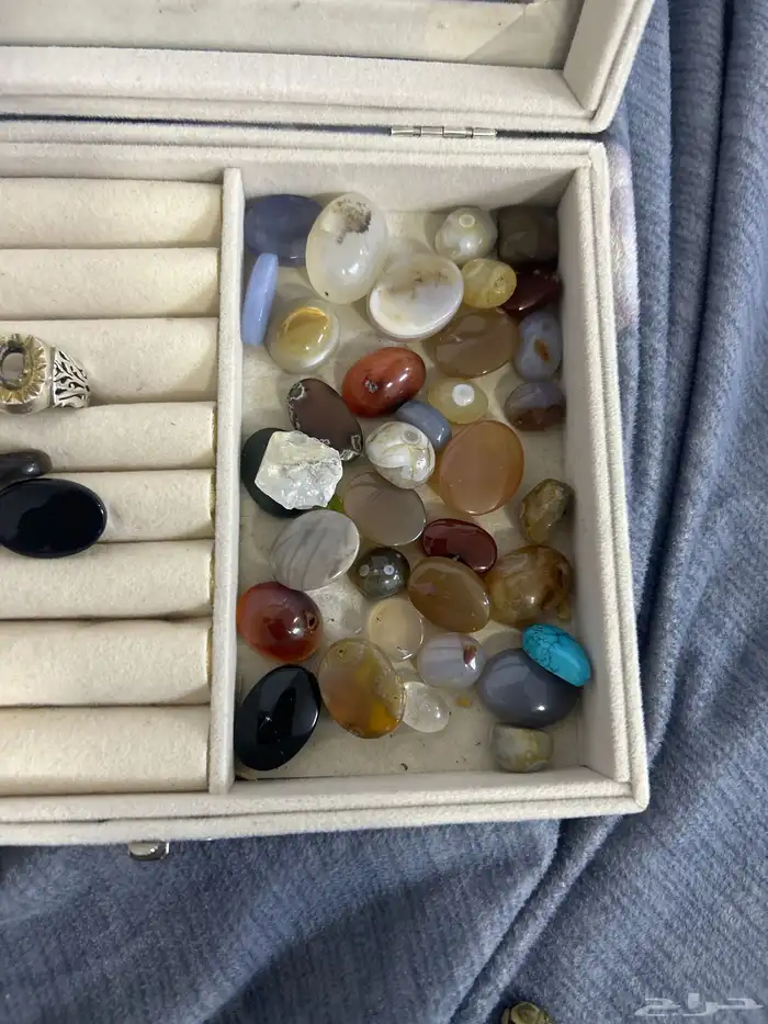 خواتم وفصوص احجار كريمه 2