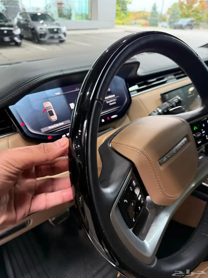 للبيع رانج روفر فوج 2024 - V8 فل كامل وارد كندا 10