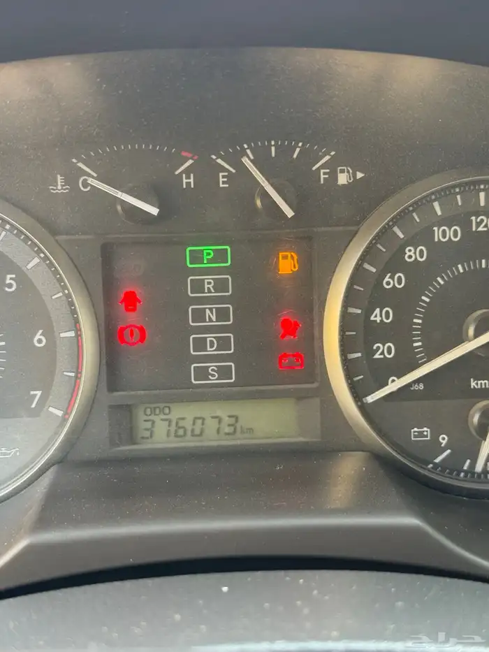 جيب لاند كروزر CXRفل كامل موديل 2013 8