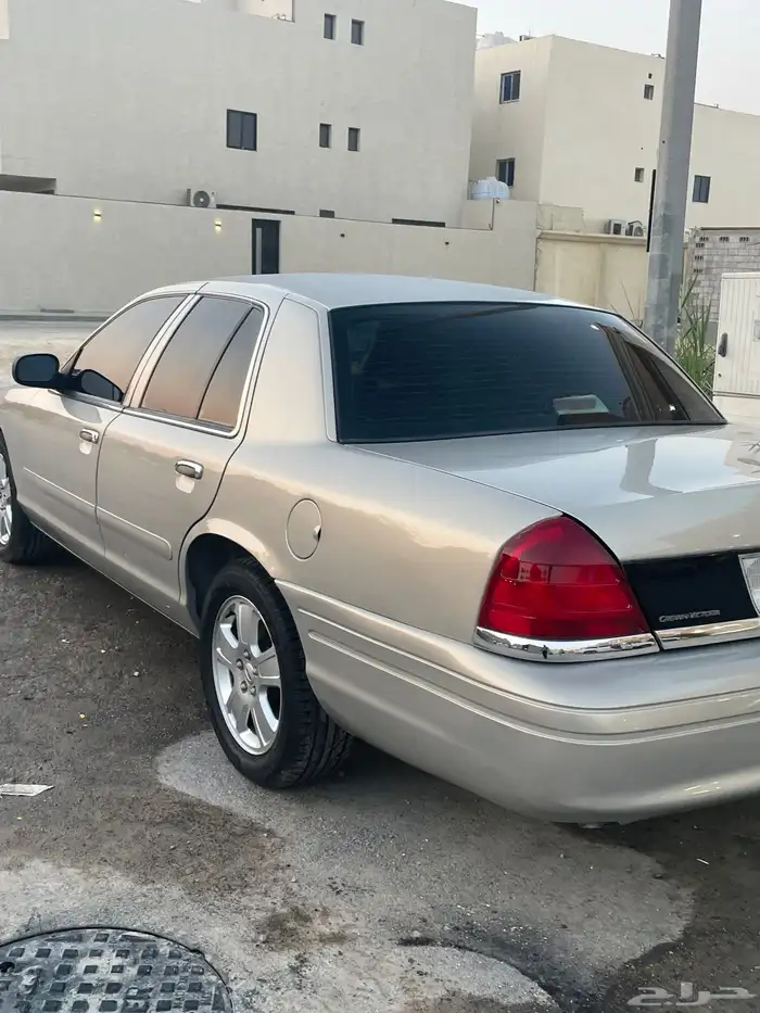 فورد كروان فكتوريا 2008 سعودي سمني 9