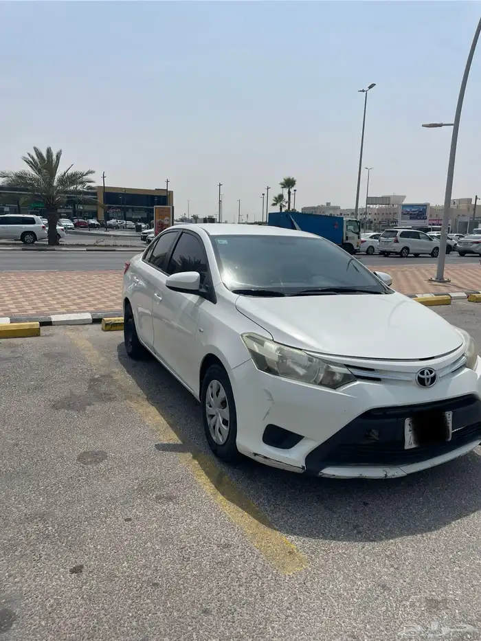 يارس 2016 أستخدام نظيف للبيع 3