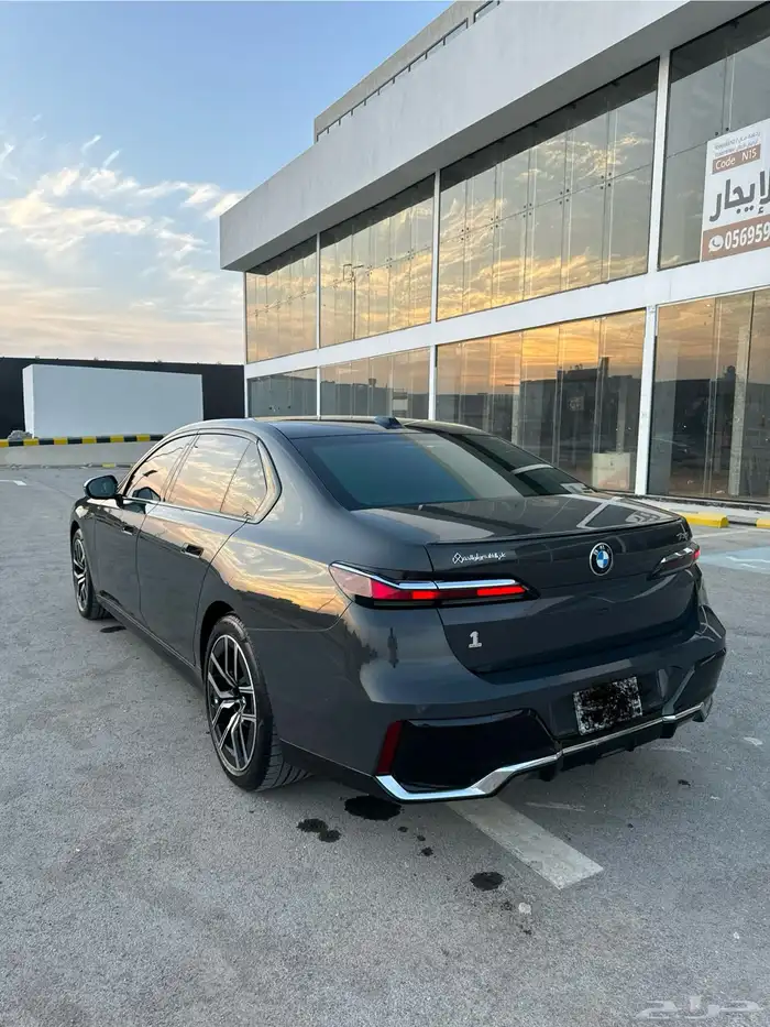 بي ام 2023 كت ام 7