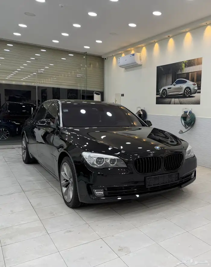BMW 740 Li 0