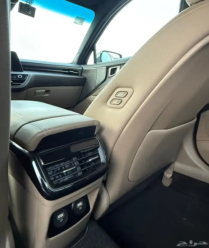 كيا K8 2022 ( بنزين ) فل كامل بدون بانوراما للبيع 15