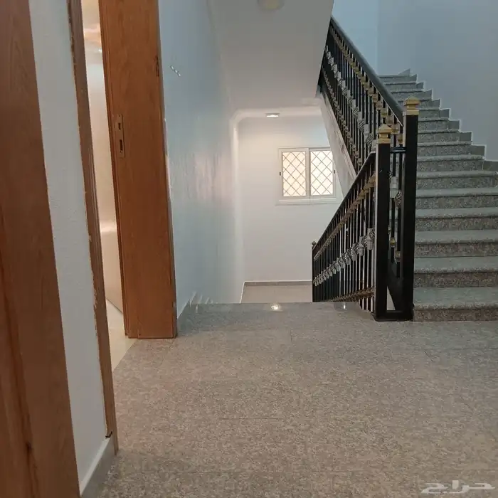 شقه للإيجار 22