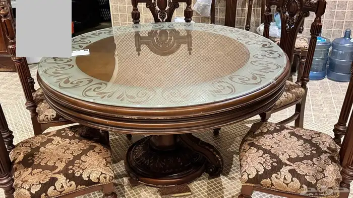 طاولة طعام 2