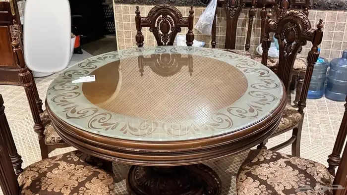 طاولة طعام 1