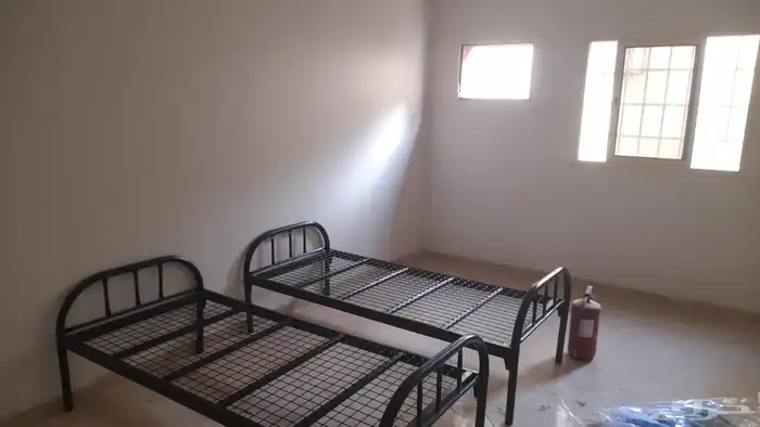 الرياض  لبيع البطنيات والمفارش ولأسره 31