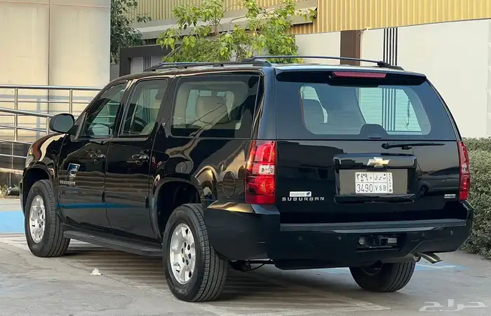 شيفرولية سوبربان 2011 (بحالة ممتازة) 9