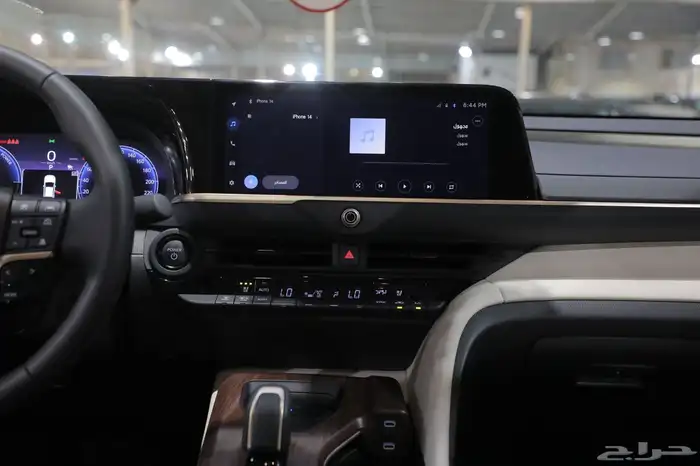 تويوتا كروان بريميوم  2025 شبه الجديد 9