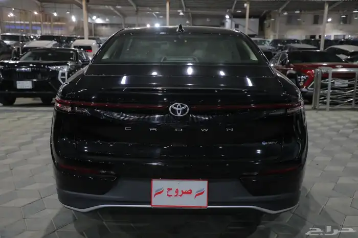 تويوتا كروان بريميوم  2025 شبه الجديد 8