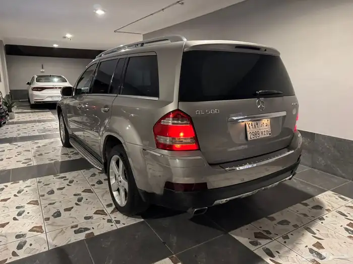 للبيع مرسيدس GL500 موديل 2007 5