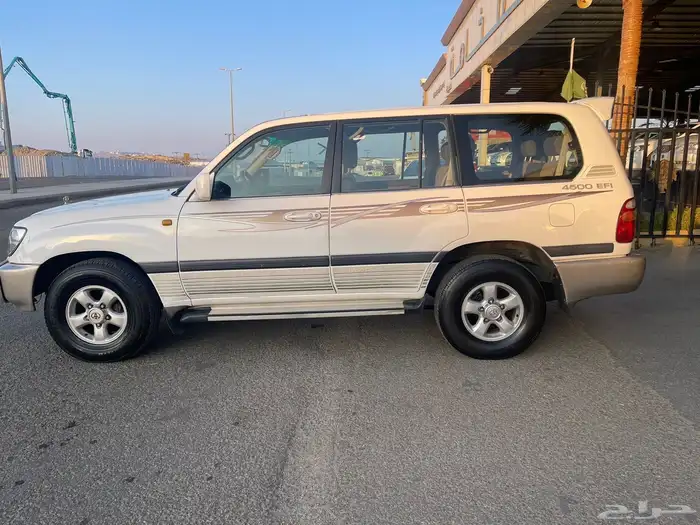 جيب تويوتا 2002 بودي بلد 8