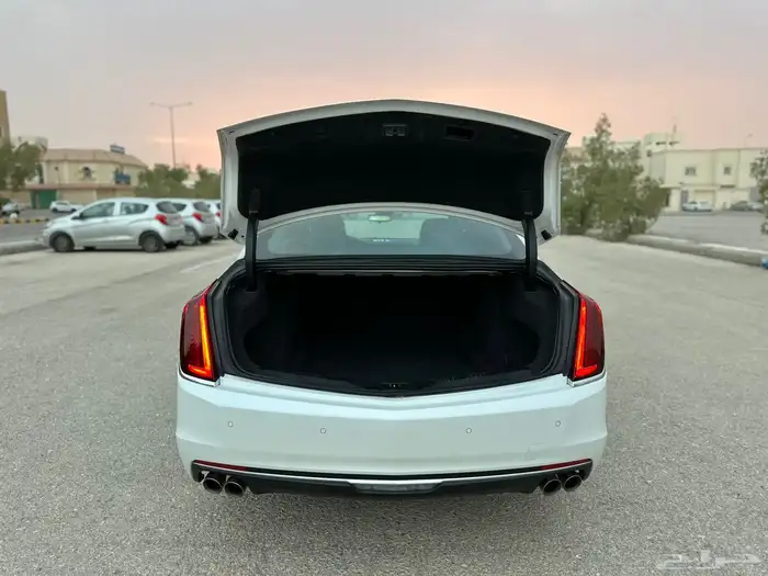 كاديلاك CT6 سعودي 2017 24