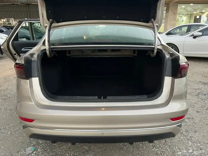 جيلي امقراند فل كامل فتحة 2023 4