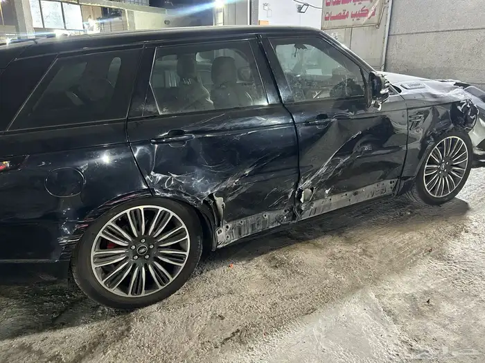 رنج روفر سبورت مصدوم للبيع 1