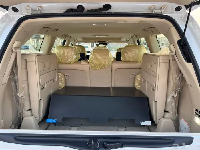 لكزس 2020 LX - نظيف جدا  ممشى قليل 19