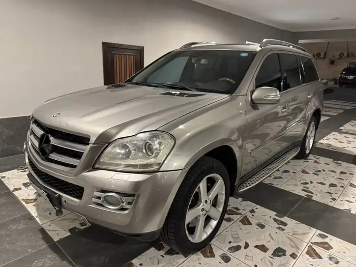 للبيع مرسيدس GL500 موديل 2007 0