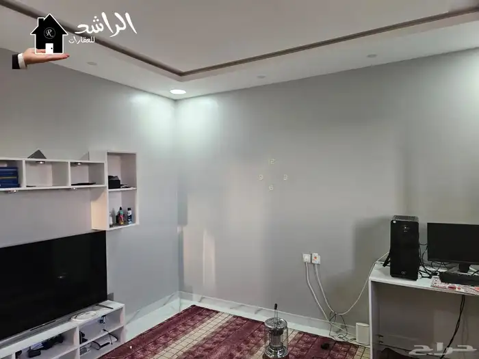 فيلا للبيع بحي المروج بعنيزة 8