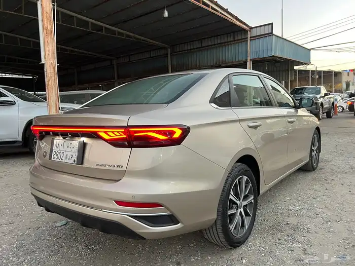 جيلي امقراند فل كامل فتحة 2023 3