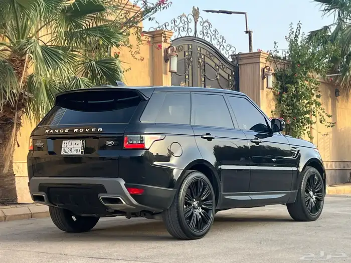 رنج روفر سبورت ديزل 2021 ( بحالة الوكالة ) 2