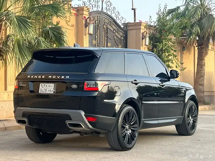 رنج روفر سبورت ديزل 2021 ( بحالة الوكالة ) 6