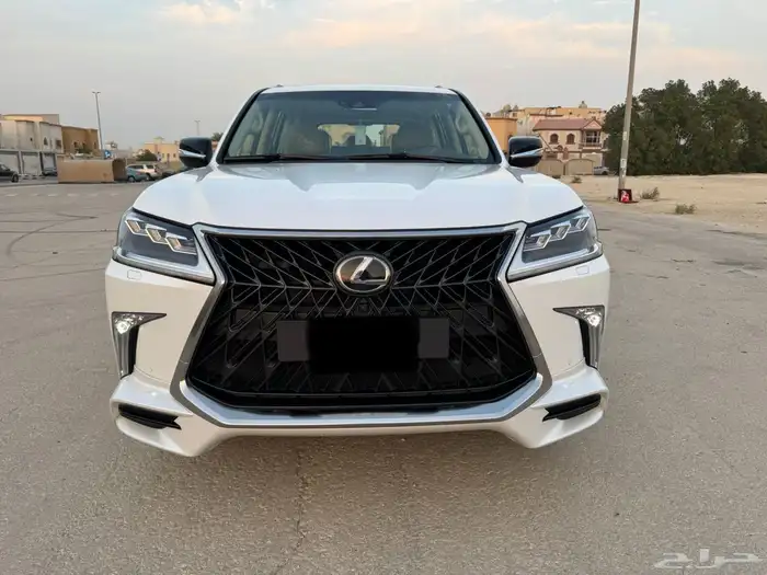 لكزس 2020 LX - نظيف جدا  ممشى قليل 0