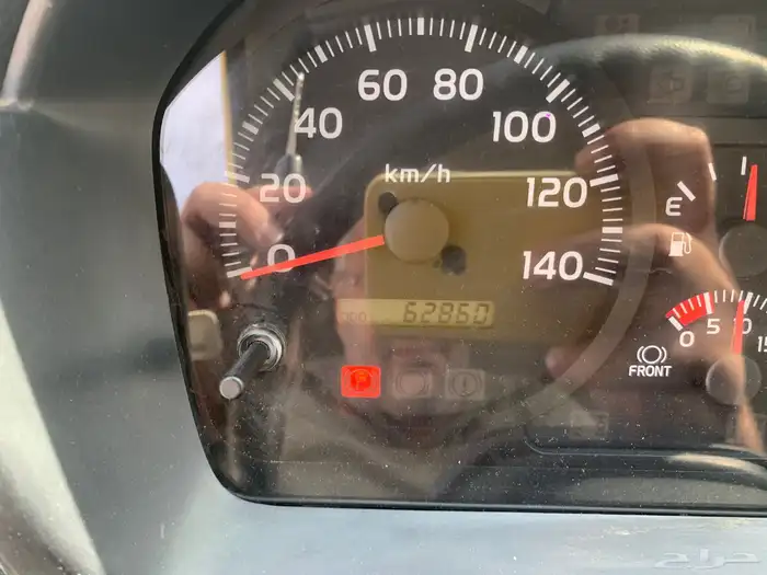 لوري هينو 2022 14