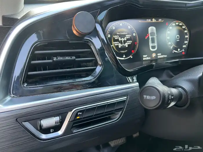 جيلي توجلا 2022 نص فل نظيف جدا 10