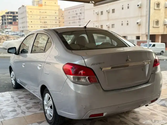 ميتوسبيشي أتراج 3