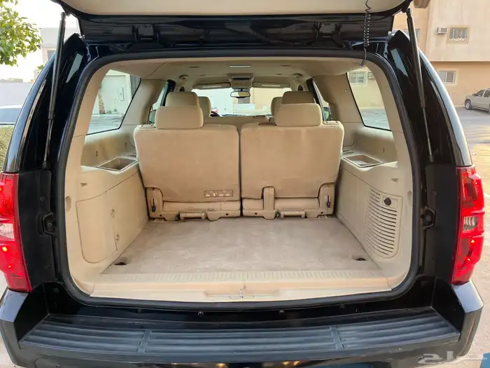 شيفرولية سوبربان 2011 (بحالة ممتازة) 15