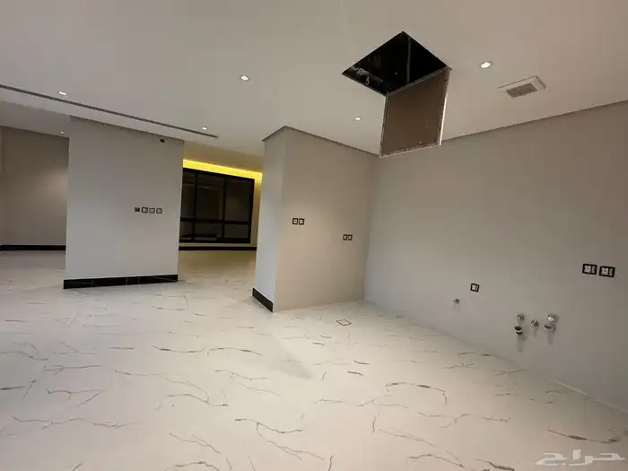 سكن أحلامك في قلب واجهة الدمام البحرية اطلالة عالبحر 35